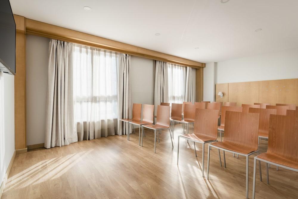 Hotel Monte Rozas Las Rozas de Madrid Luaran gambar